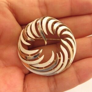 TRIFARI White Enamel Gold Wreath Pin